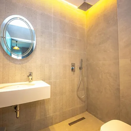 Ramses Ks Hotell Golem (Tirana)